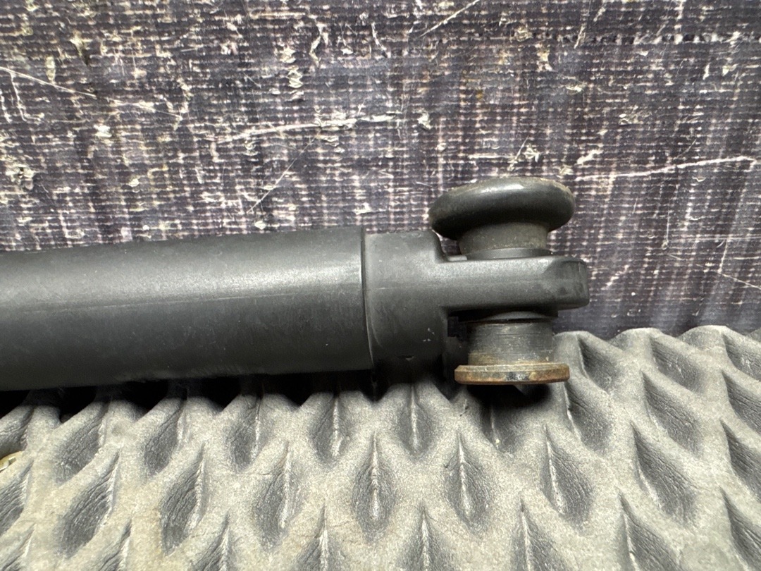 Амортизатор багажника, 400 рублей, Красноярск