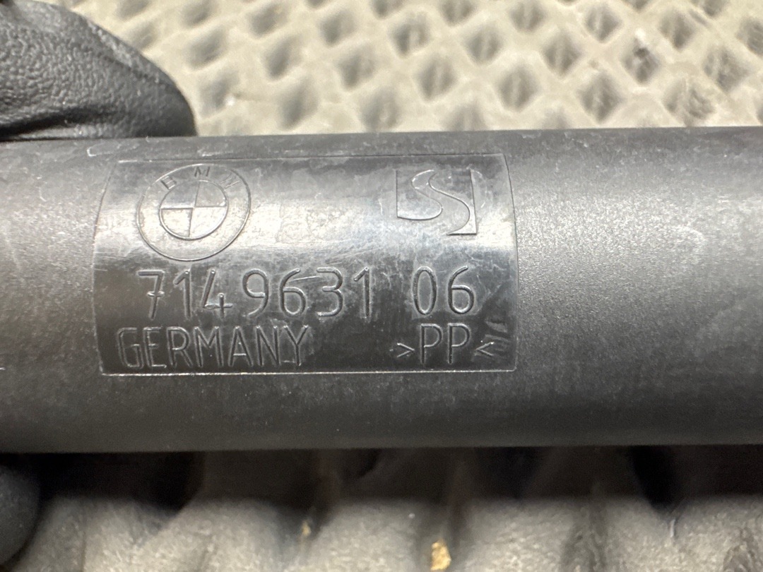 Амортизатор багажника, 400 рублей, Красноярск