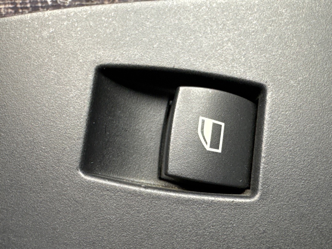 Кнопка стеклоподъемника, 270 рублей, Красноярск