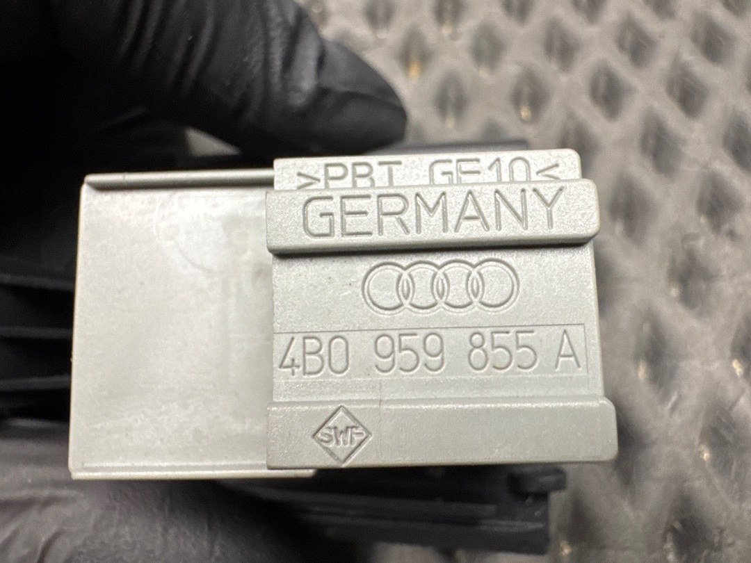 Кнопка стеклоподъемника, 450 рублей, Красноярск