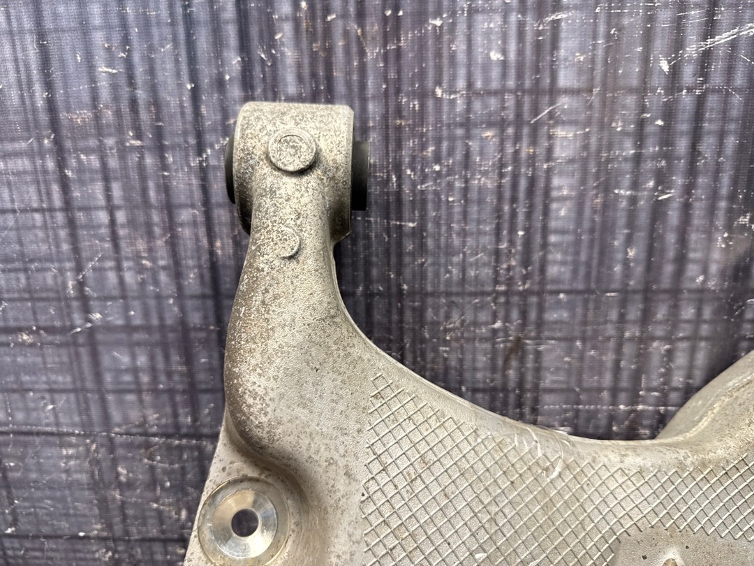 Рычаг подвески, 1500 рублей, Красноярск