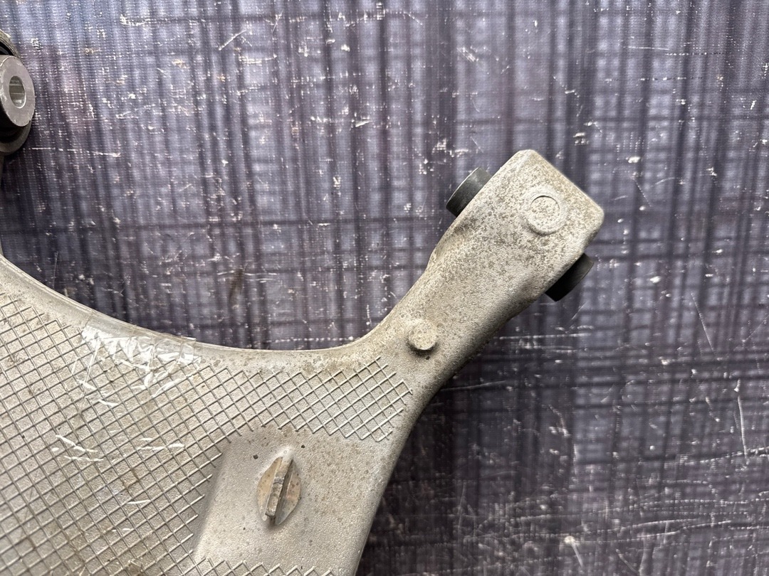 Рычаг подвески, 1500 рублей, Красноярск