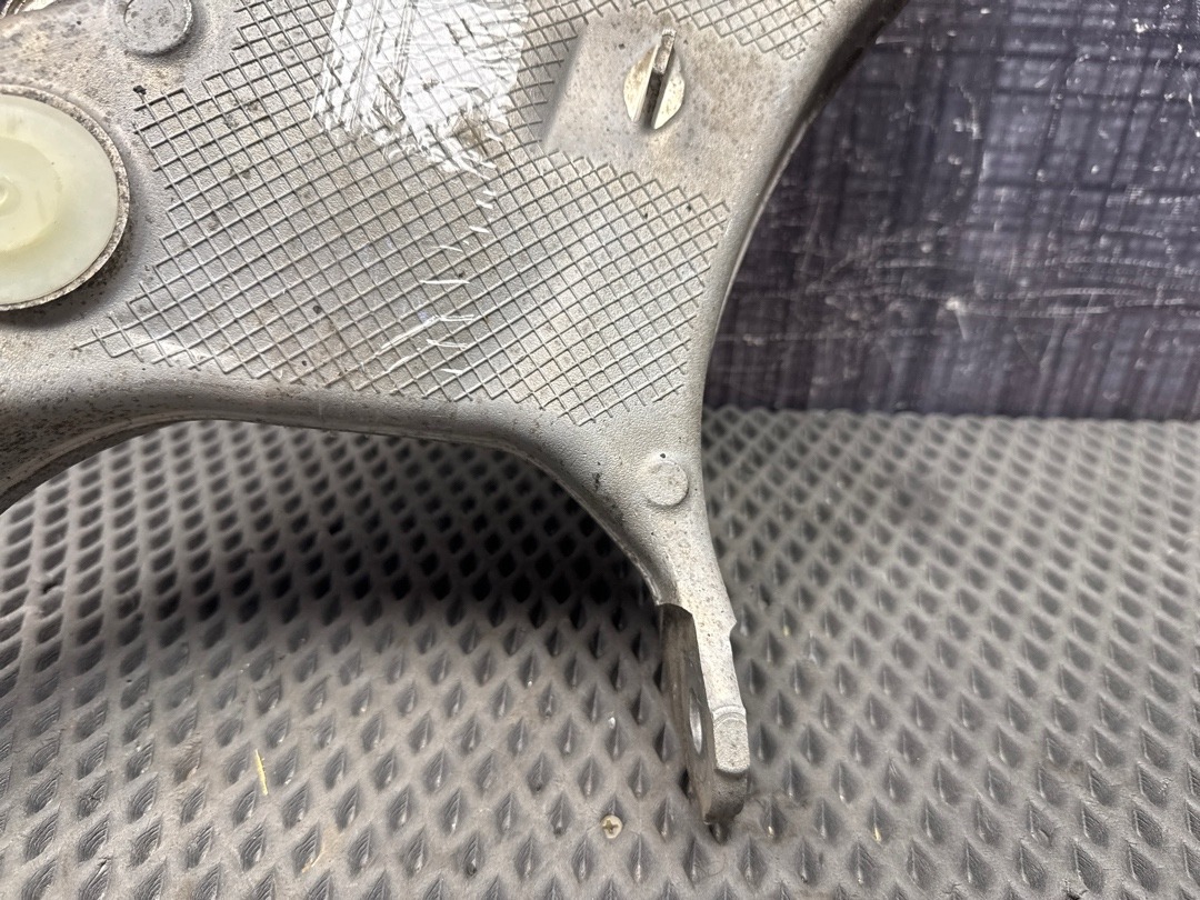 Рычаг подвески, 1500 рублей, Красноярск