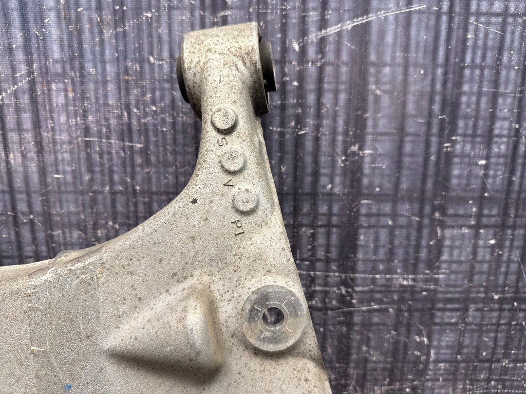 Рычаг подвески, 1500 рублей, Красноярск