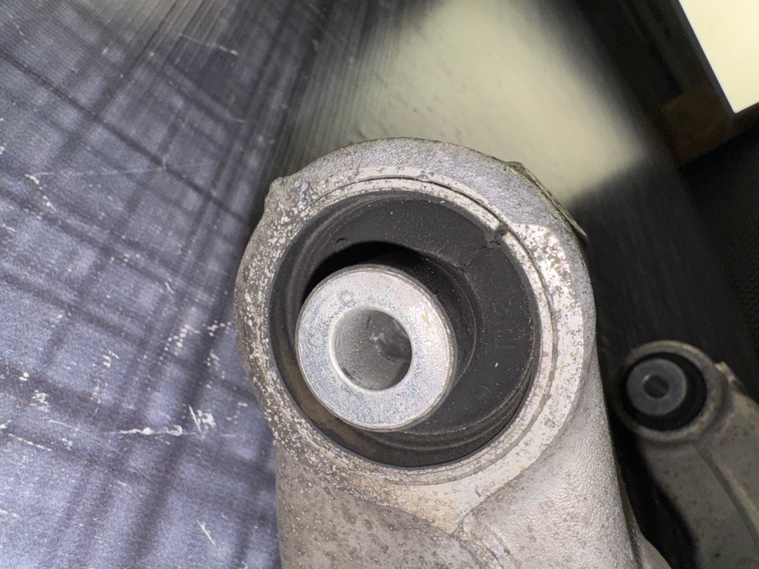 Рычаг подвески, 1500 рублей, Красноярск