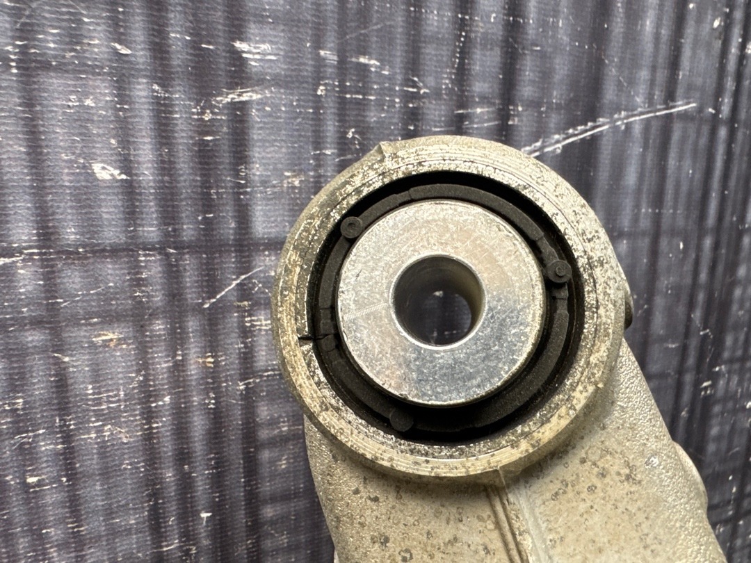 Рычаг подвески, 1500 рублей, Красноярск