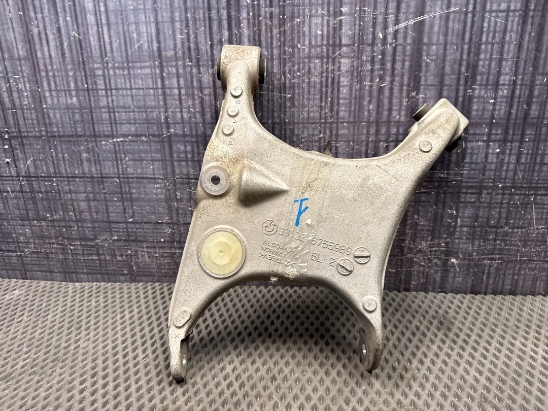 Рычаг подвески, 1500 рублей, Красноярск