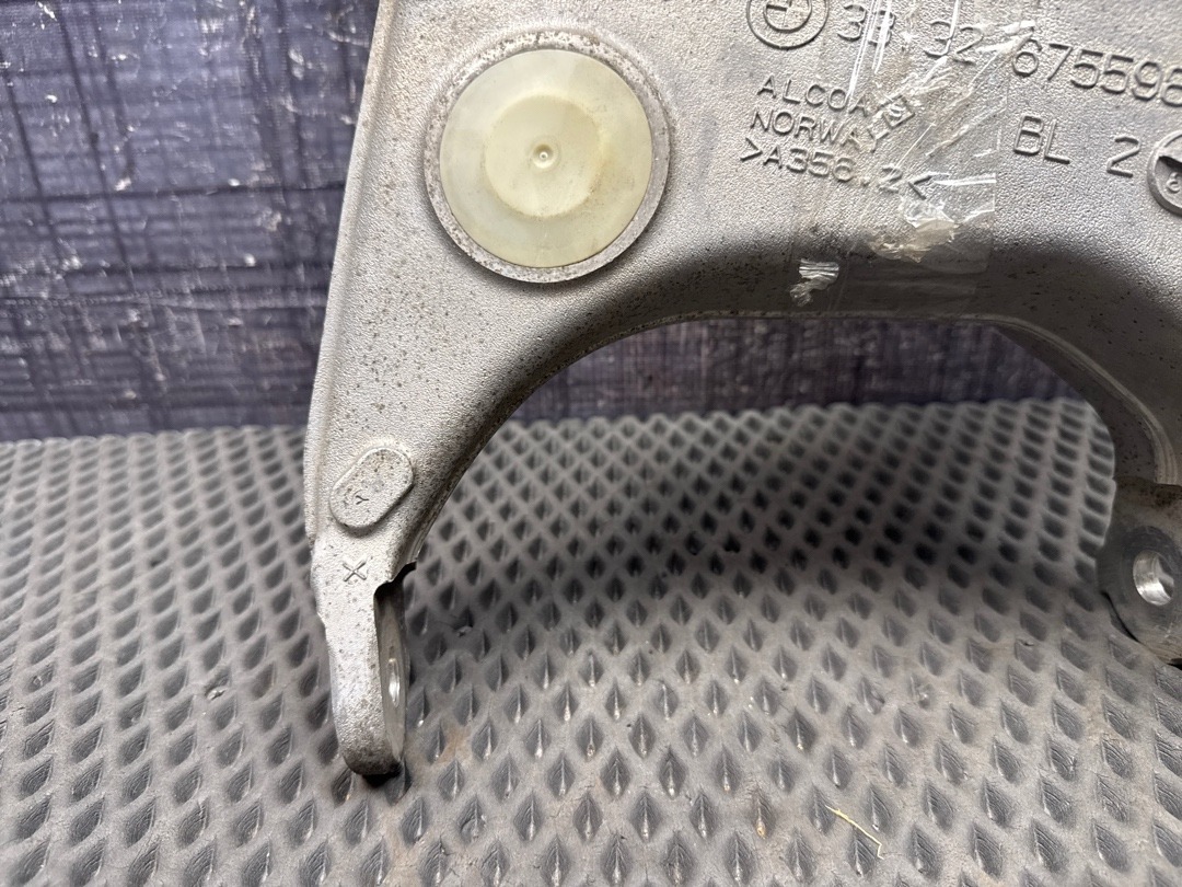 Рычаг подвески, 1500 рублей, Красноярск