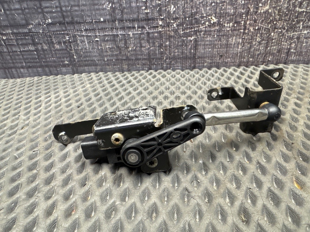 Датчик уровня подвески, 3130 рублей, Красноярск