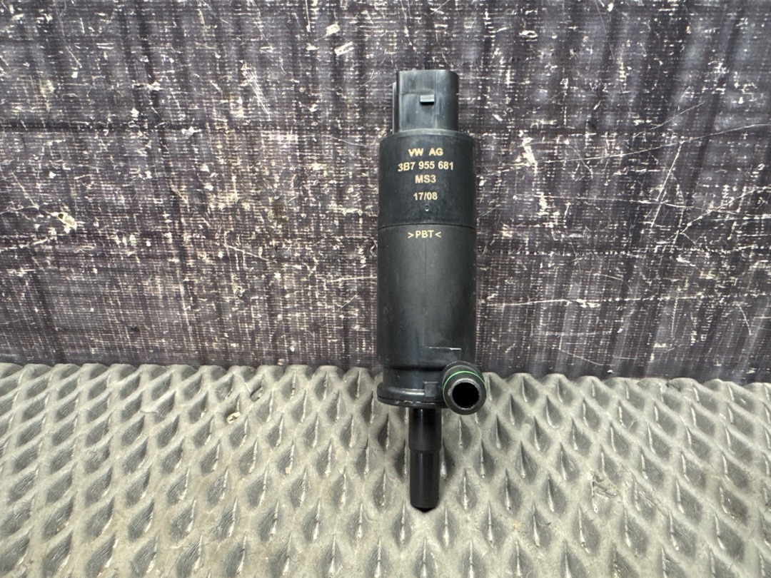 Мотор бачка стеклоомывателя, 930 рублей, Красноярск