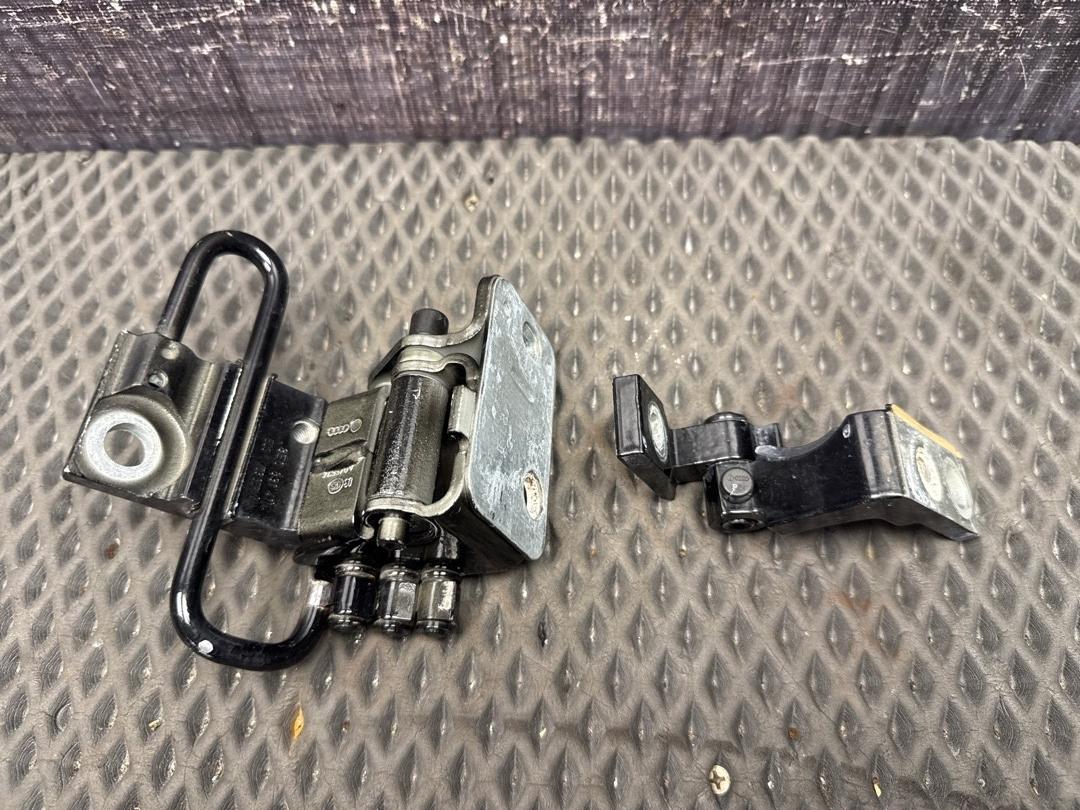 Петля двери, 3010 рублей, Красноярск