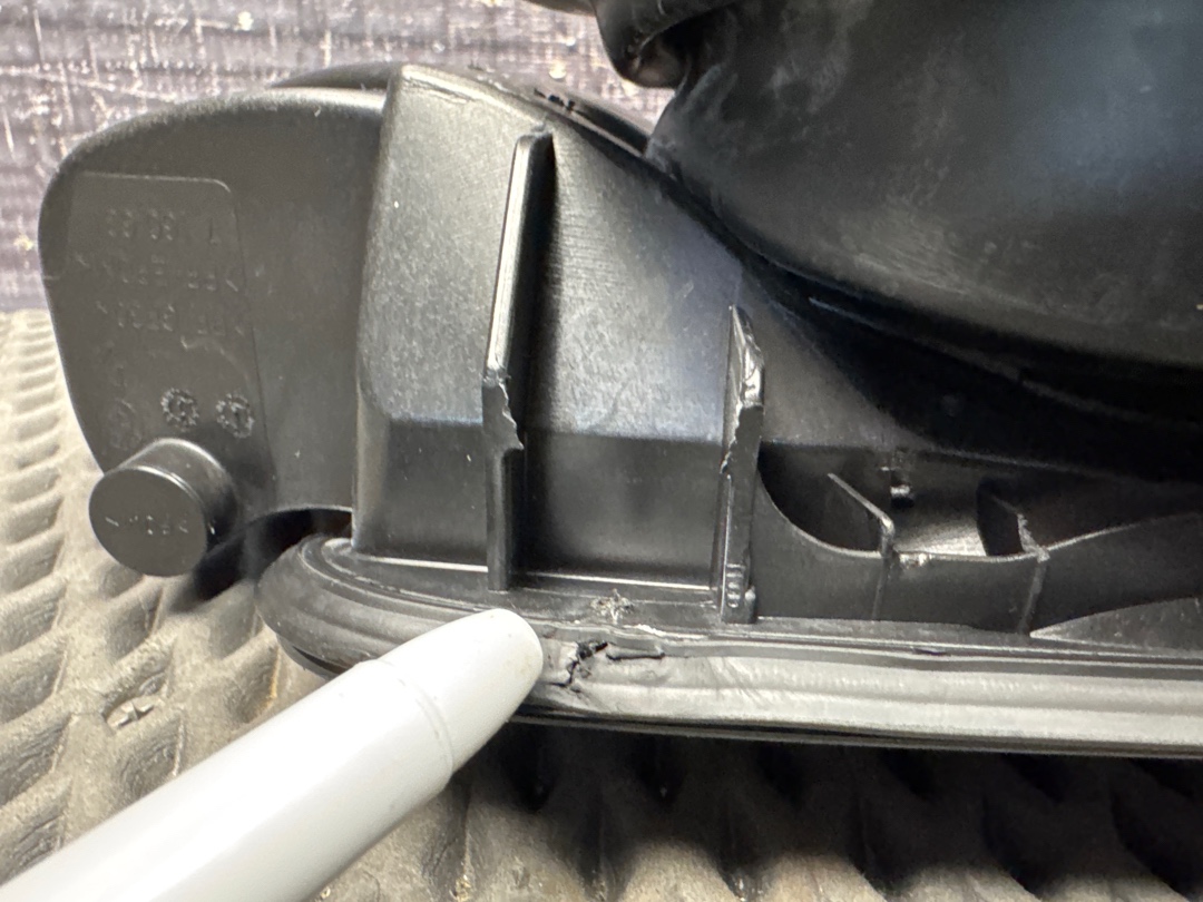 Лючок бензобака, 800 рублей, Красноярск