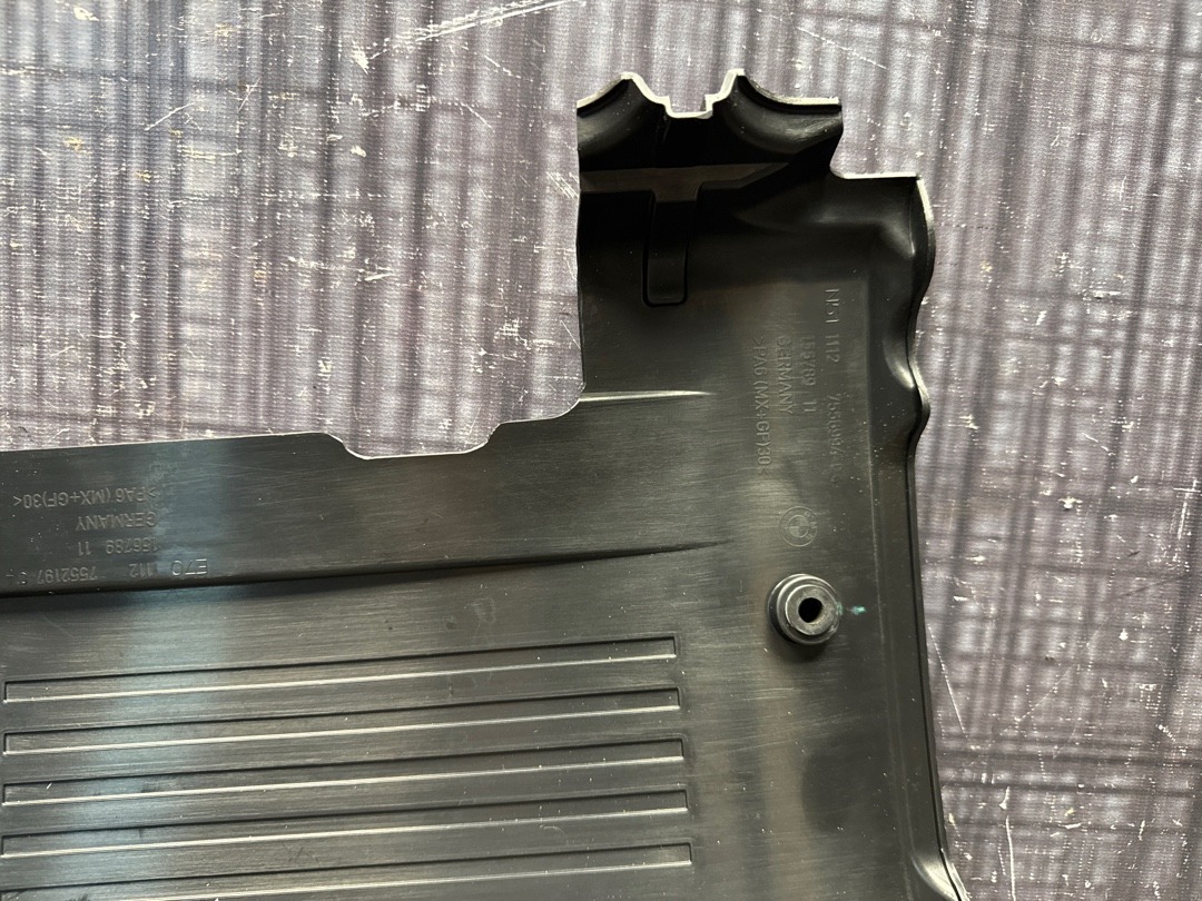 Декоративная накладка двигателя, 1600 рублей, Красноярск