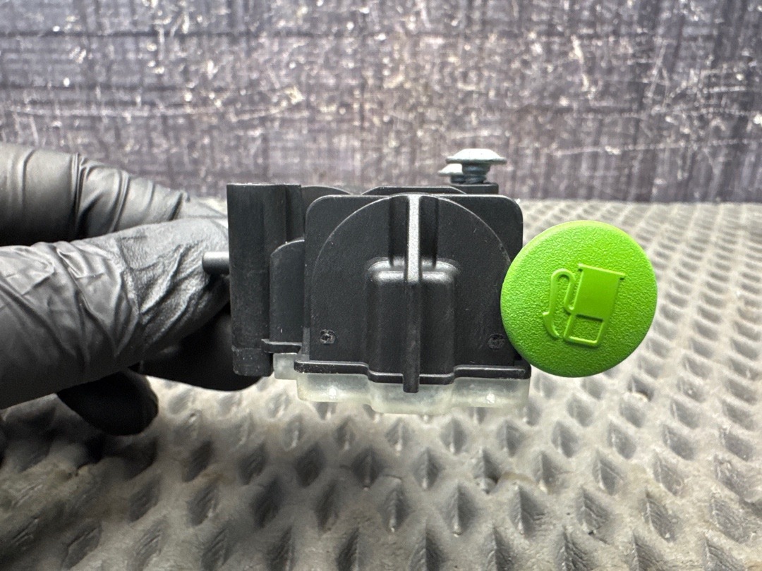 Замок лючка бензобака, 600 рублей, Красноярск