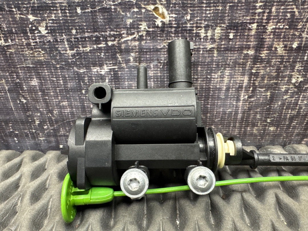 Замок лючка бензобака, 600 рублей, Красноярск