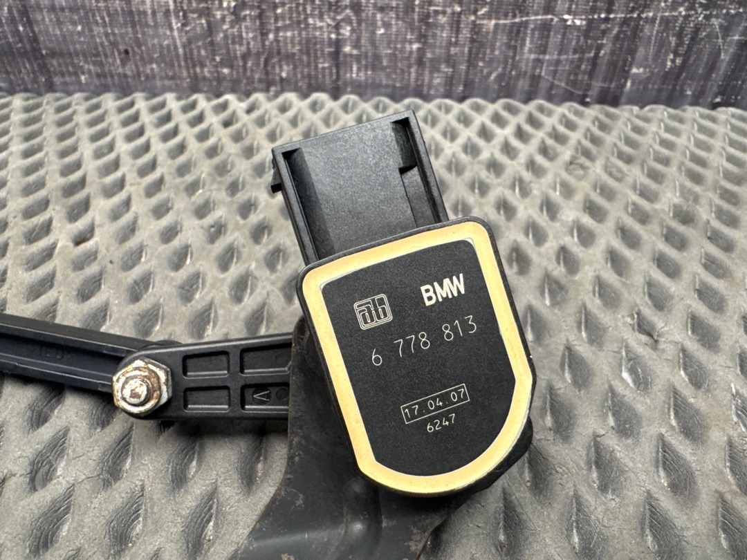 Датчик уровня подвески, 2000 рублей, Красноярск