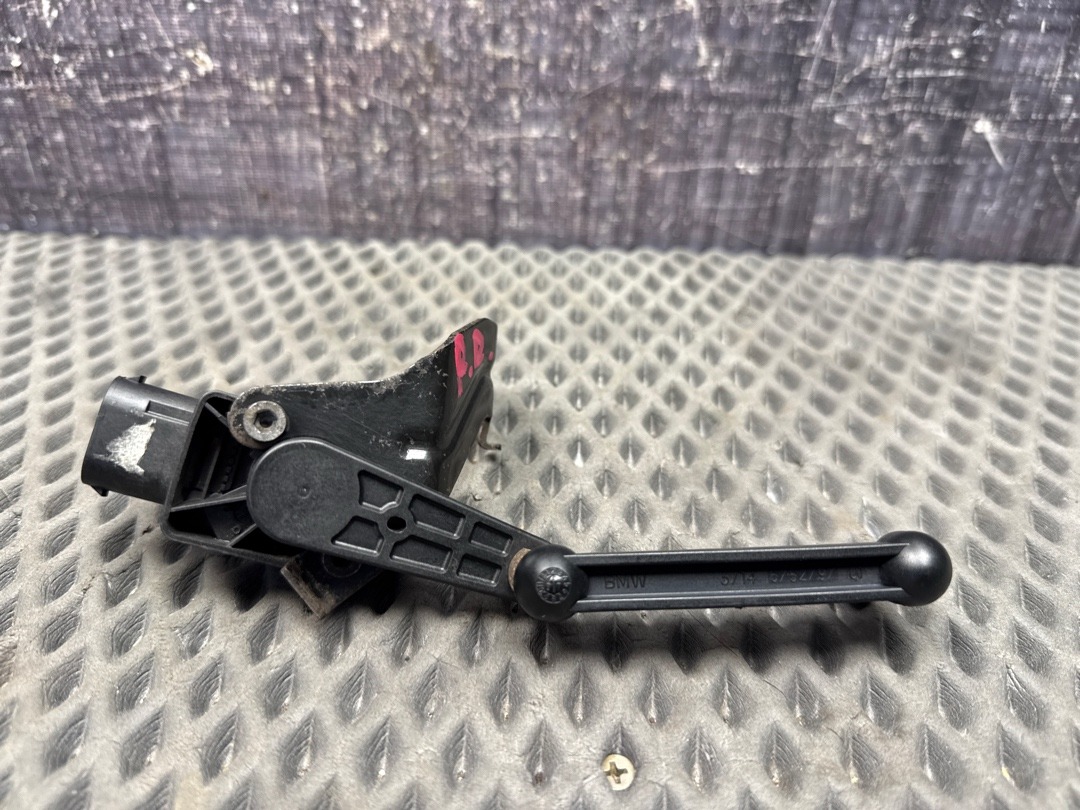 Датчик уровня подвески, 2000 рублей, Красноярск