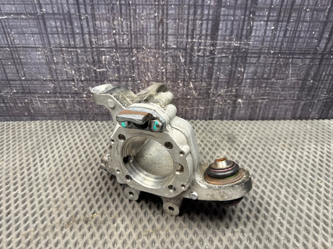 Поворотный кулак, 1841 рублей, Красноярск