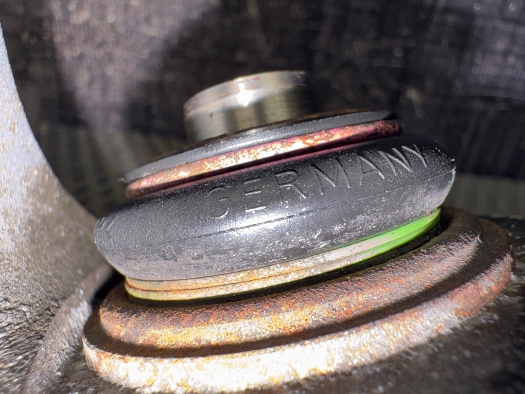 Поворотный кулак, 1841 рублей, Красноярск