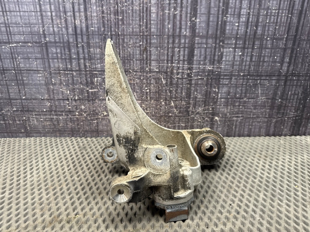 Поворотный кулак, 1841 рублей, Красноярск