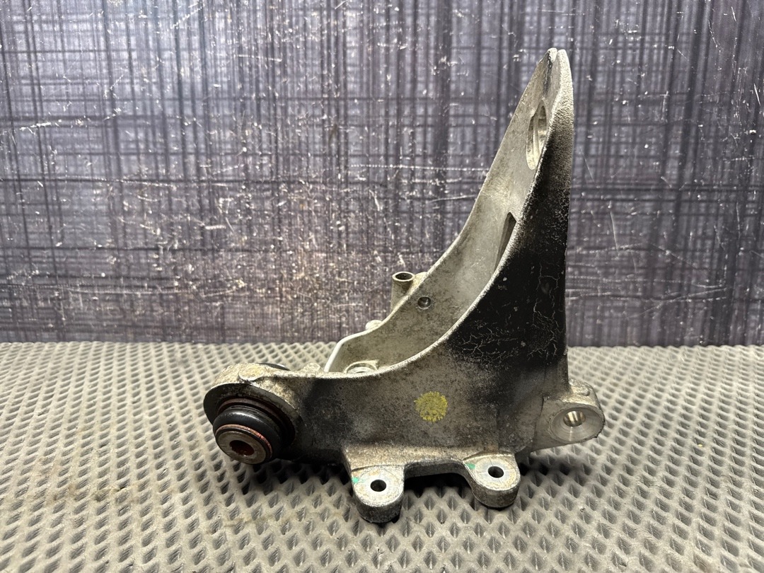 Поворотный кулак, 1841 рублей, Красноярск