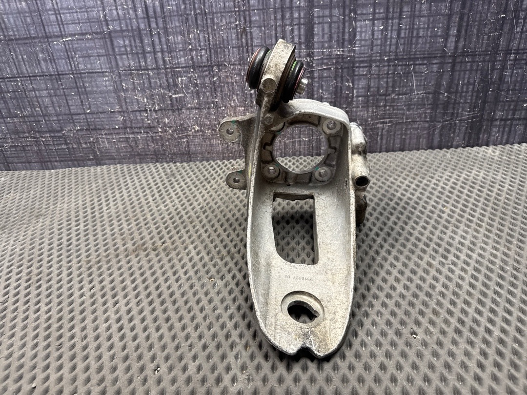 Поворотный кулак, 1841 рублей, Красноярск