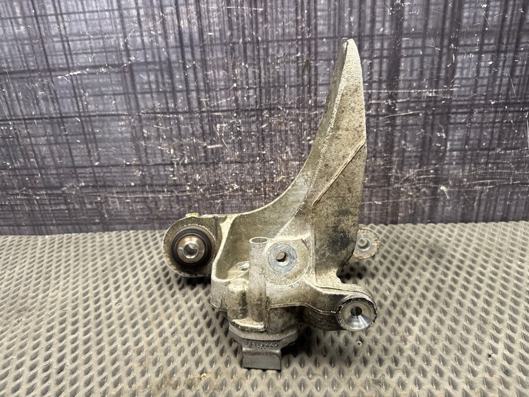 Поворотный кулак, 1841 рублей, Красноярск