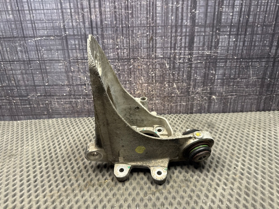 Поворотный кулак, 1841 рублей, Красноярск