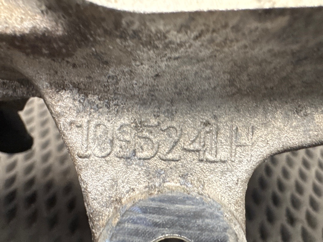 Поворотный кулак, 1841 рублей, Красноярск