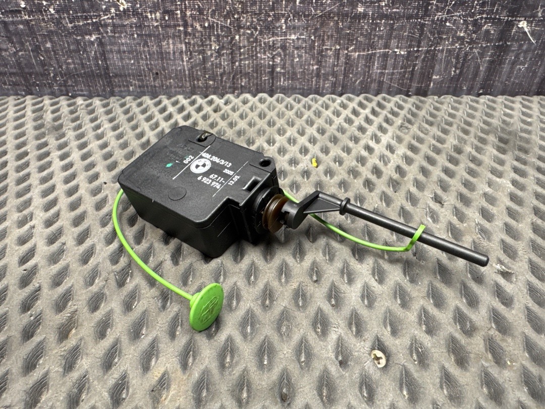 Замок лючка бензобака, 644 рублей, Красноярск