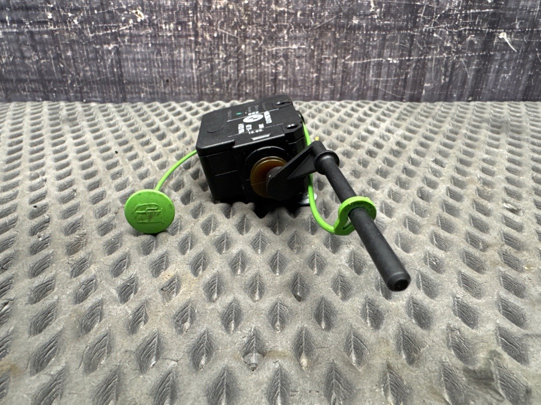 Замок лючка бензобака, 644 рублей, Красноярск