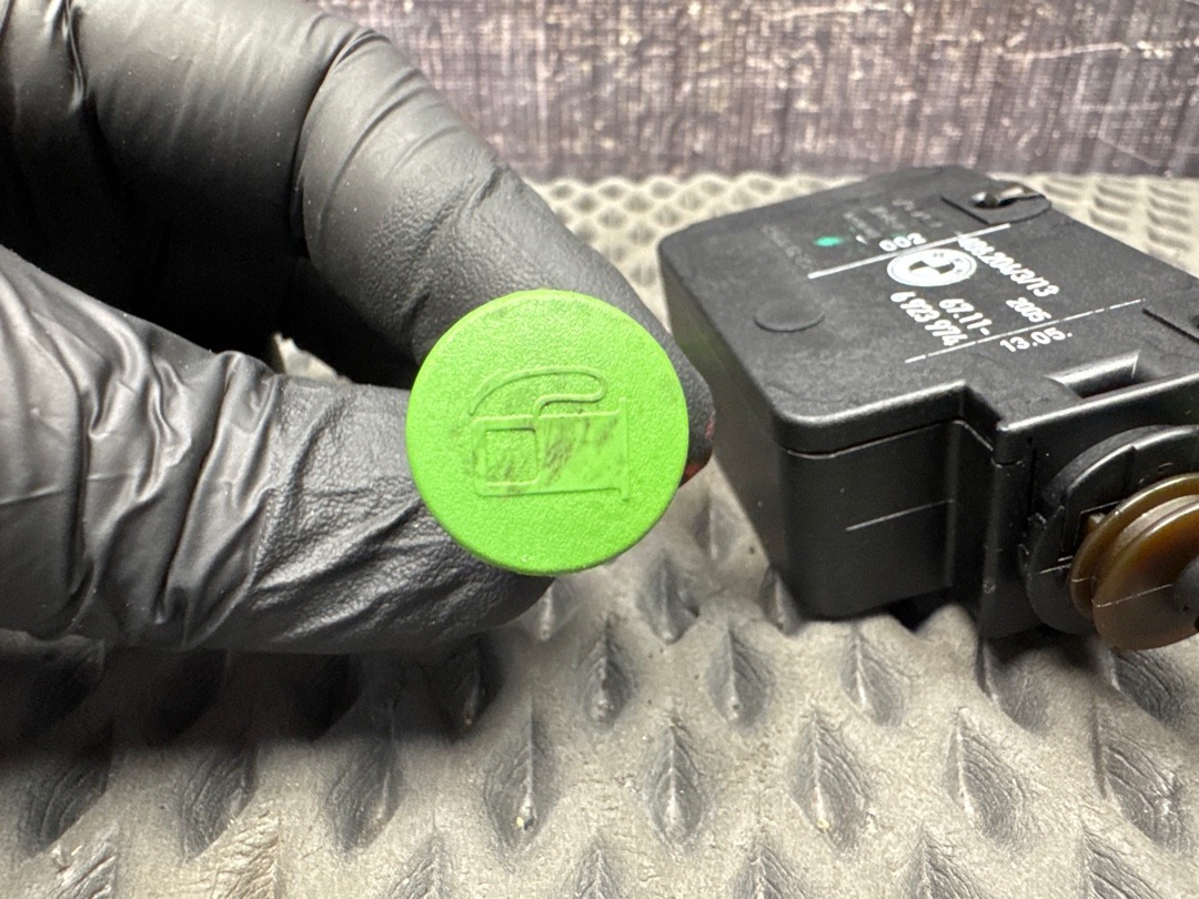 Замок лючка бензобака, 644 рублей, Красноярск