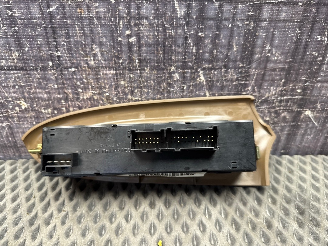 Блок кнопок, 2000 рублей, Красноярск