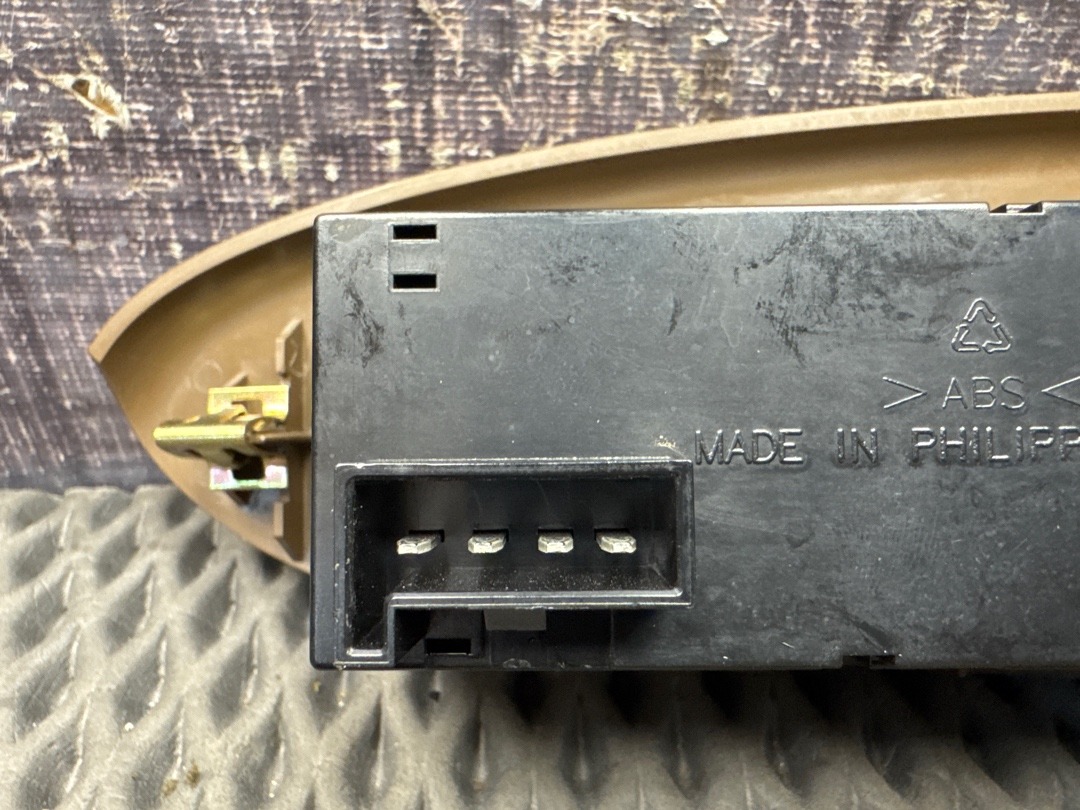 Блок кнопок, 2000 рублей, Красноярск