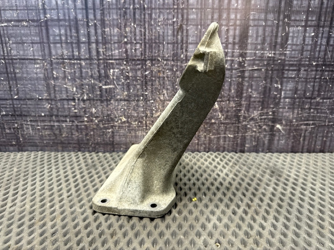 Кронштейн двигателя, 2093 рублей, Красноярск