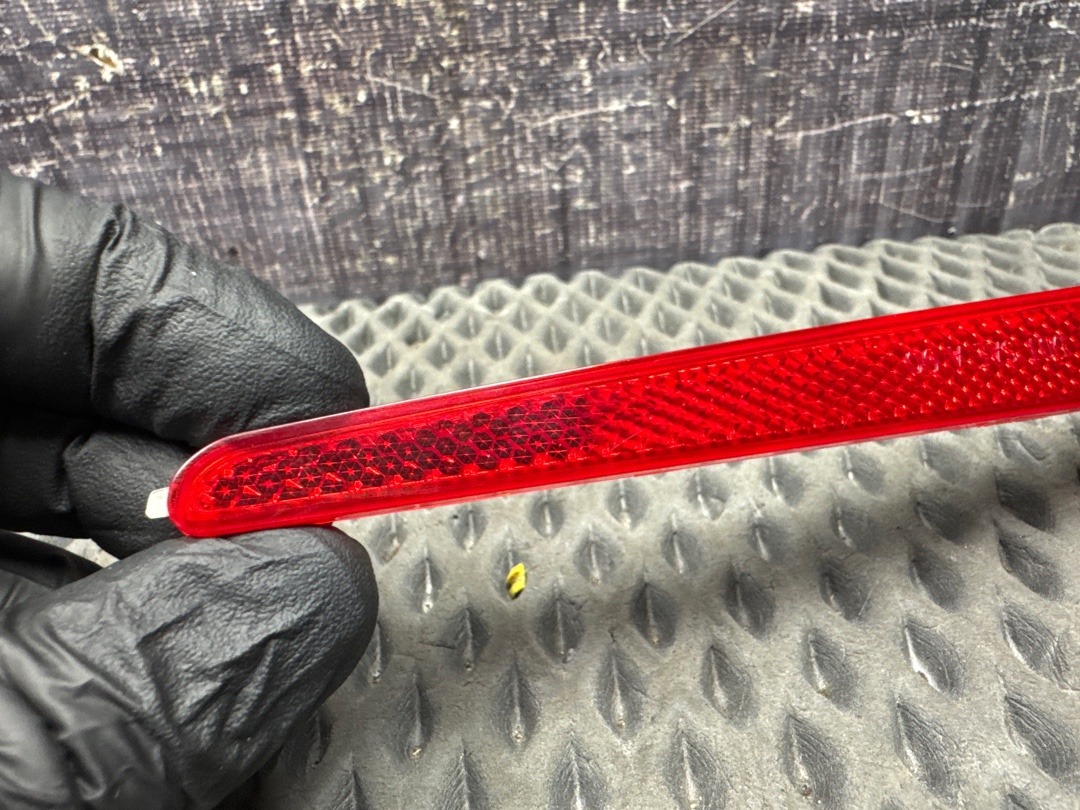 Катафот крышки багажника, 700 рублей, Красноярск