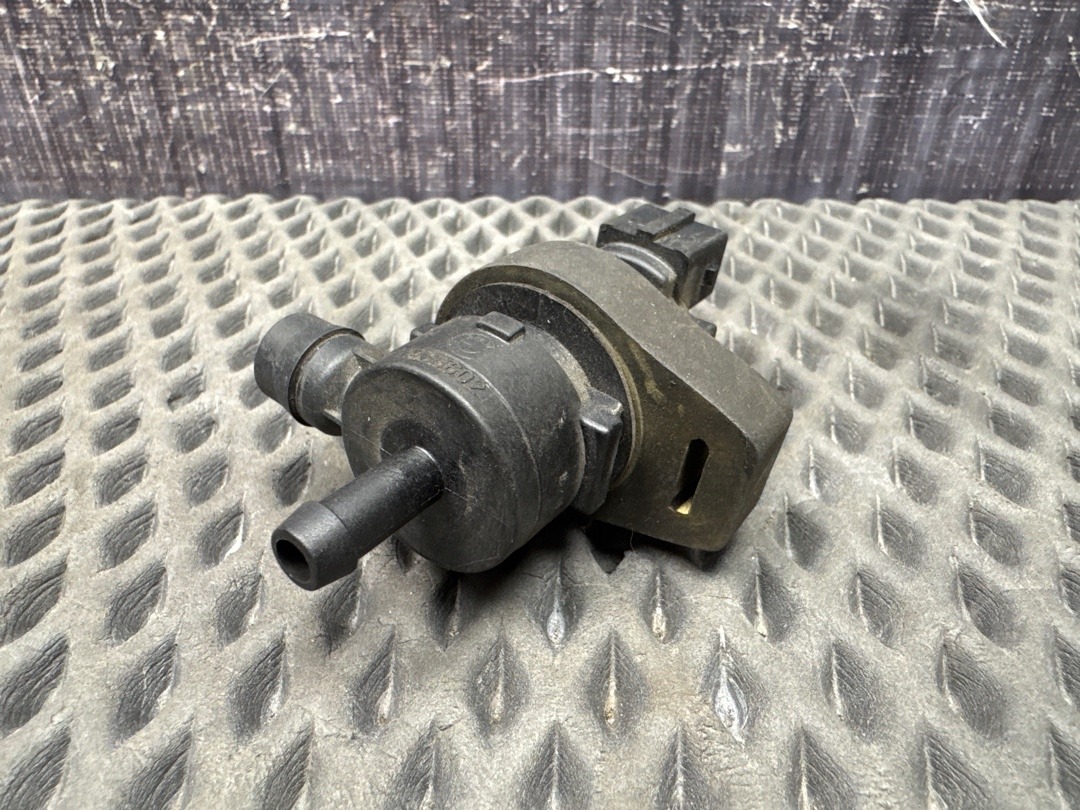 Клапан вентиляции топливного бака, 910 рублей, Красноярск