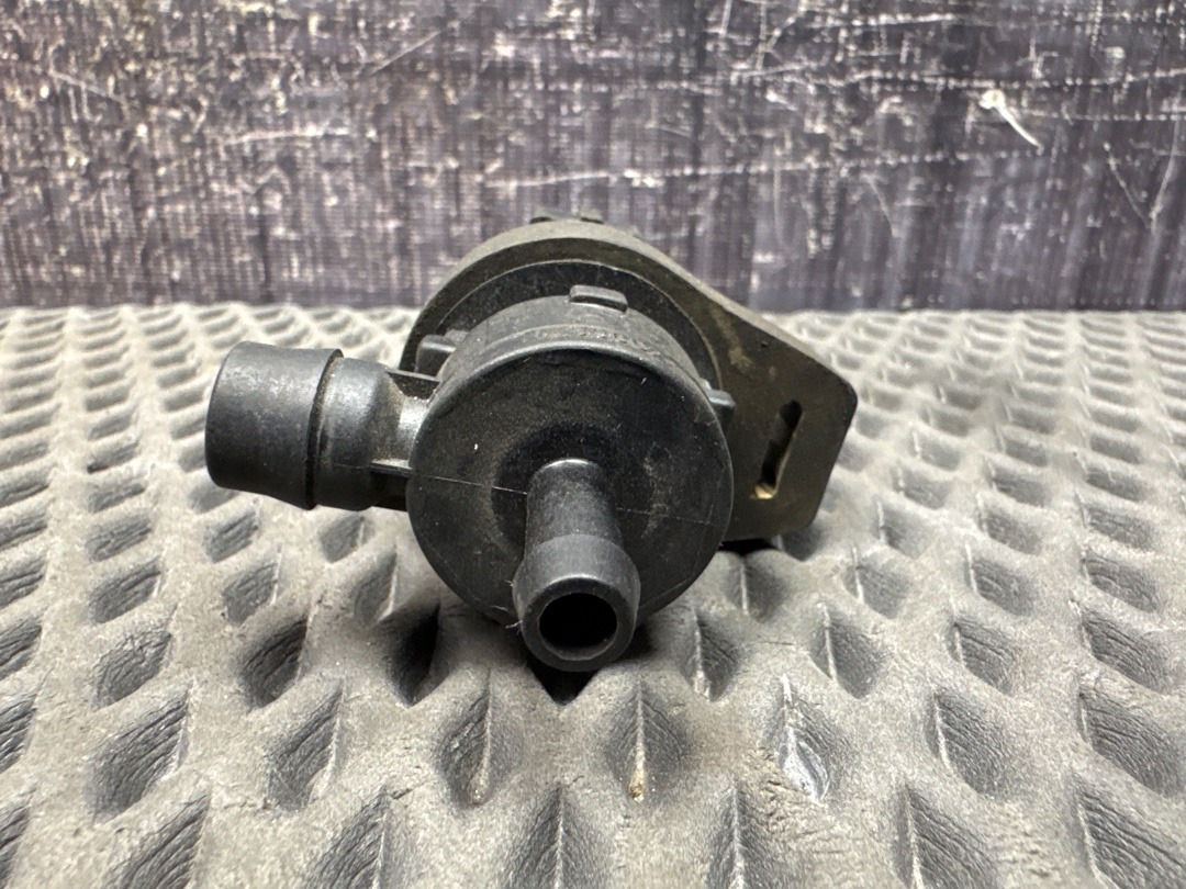 Клапан вентиляции топливного бака, 910 рублей, Красноярск