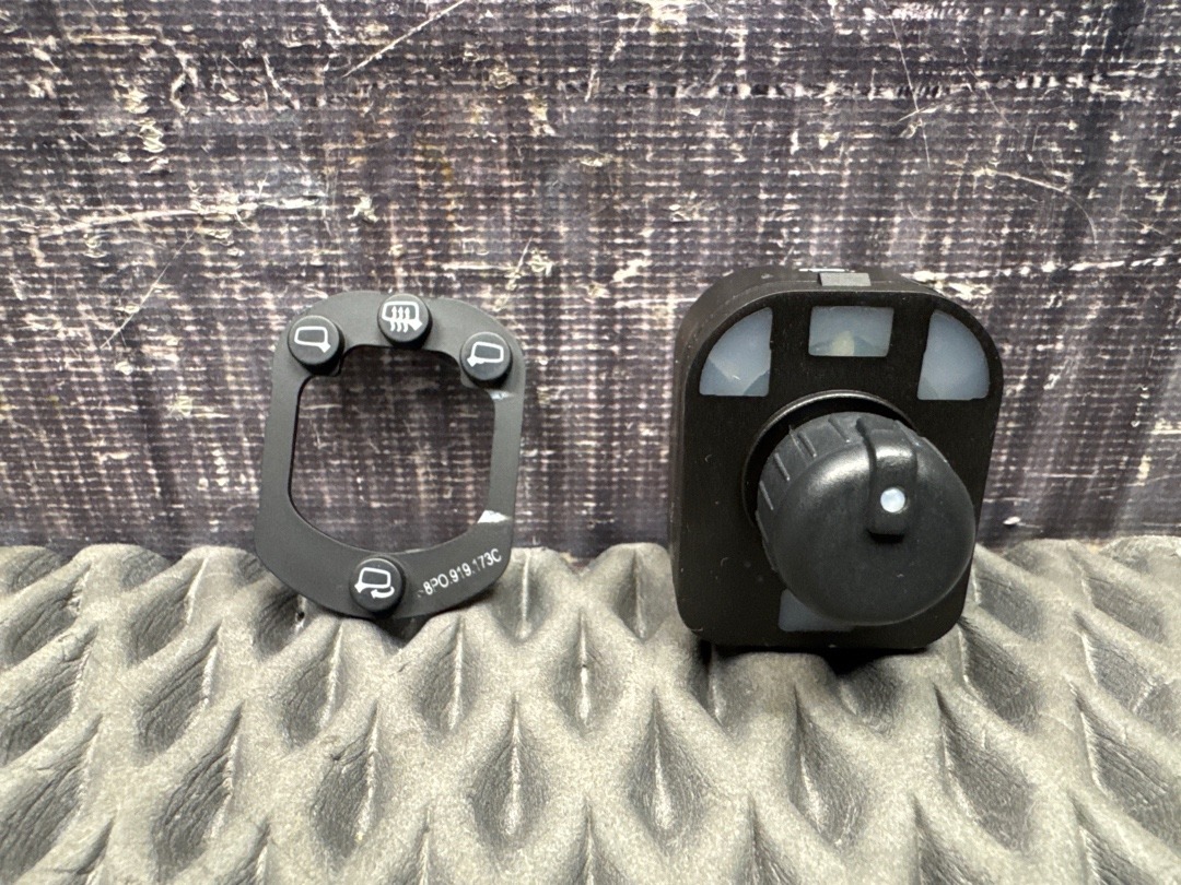 Кнопка регулировки зеркал, 1420 рублей, Красноярск