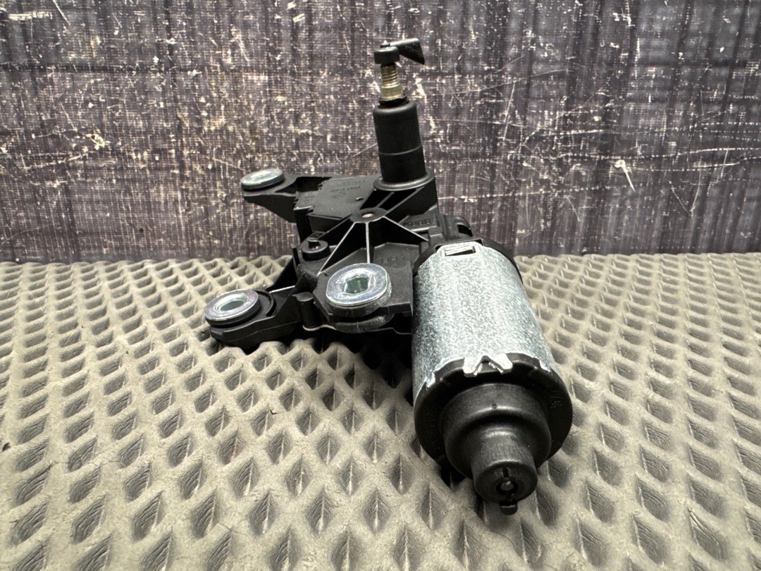 Мотор стеклоочистителя, 4210 рублей, Красноярск