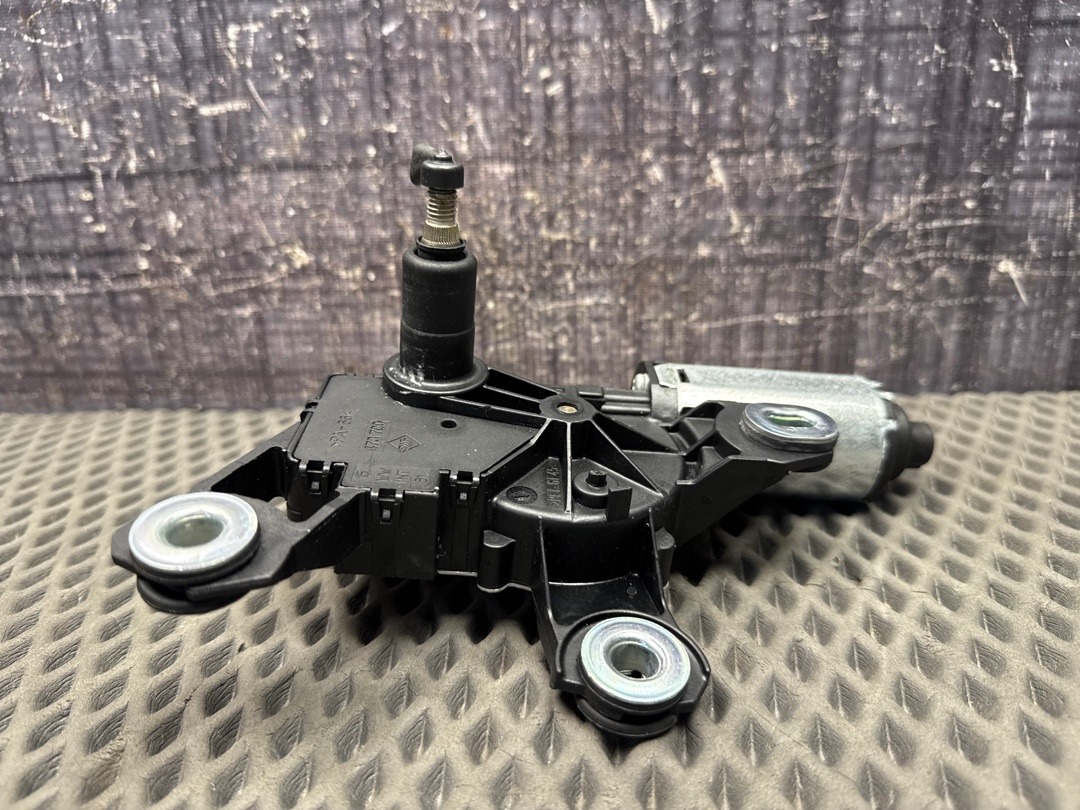 Мотор стеклоочистителя, 4210 рублей, Красноярск