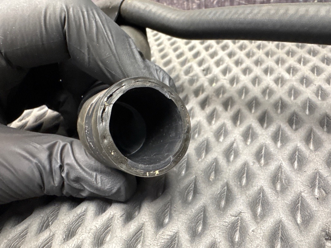 Шланг системы охлаждения, 2420 рублей, Красноярск