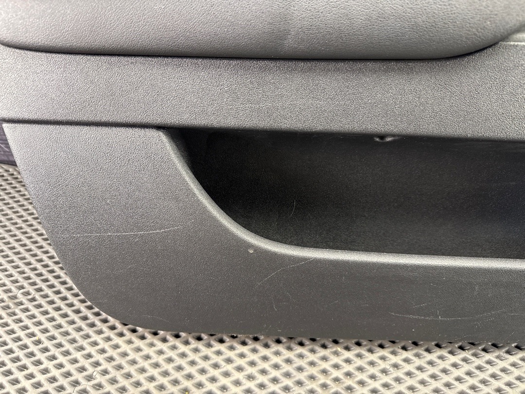 Комплект обшивок дверей, 9820 рублей, Красноярск