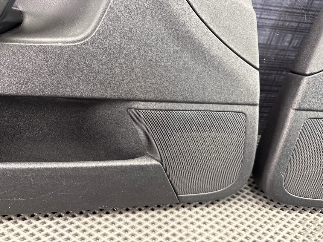 Комплект обшивок дверей, 9820 рублей, Красноярск