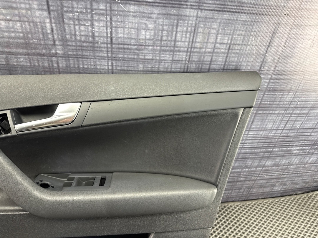 Комплект обшивок дверей, 9820 рублей, Красноярск