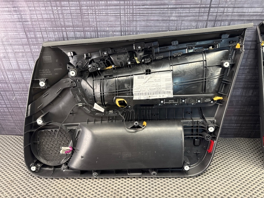 Комплект обшивок дверей, 9820 рублей, Красноярск