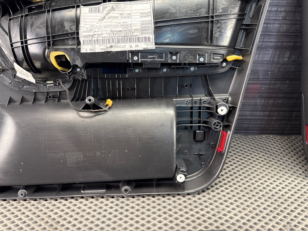 Комплект обшивок дверей, 9820 рублей, Красноярск