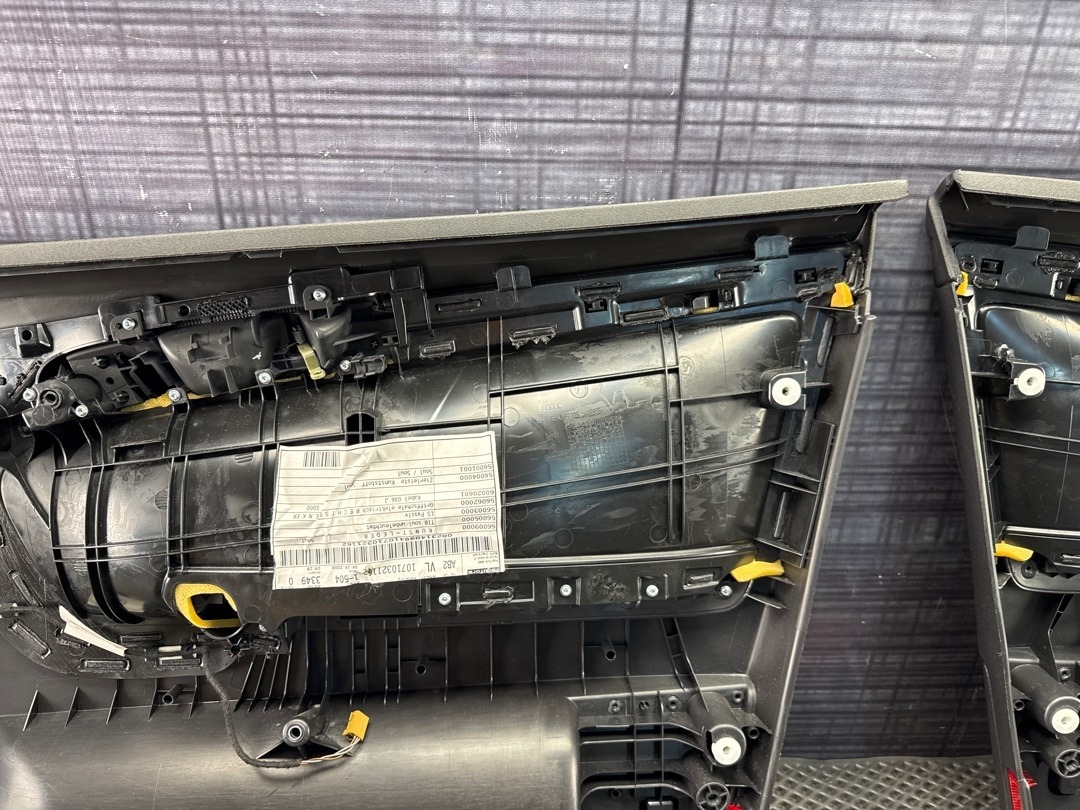 Комплект обшивок дверей, 9820 рублей, Красноярск