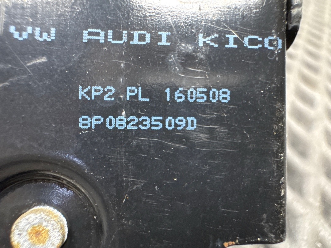 Замок капота, 1820 рублей, Красноярск