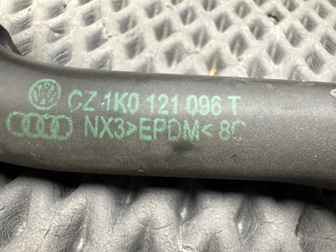 Шланг системы охлаждения, 860 рублей, Красноярск